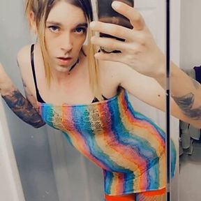 Rainbow Girl Loves to Fuck