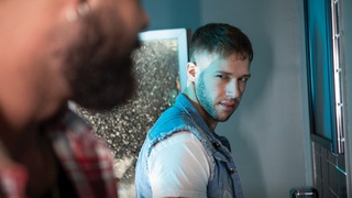 DTF trucker Arno Antino is impressed by the size of the stranger's cock