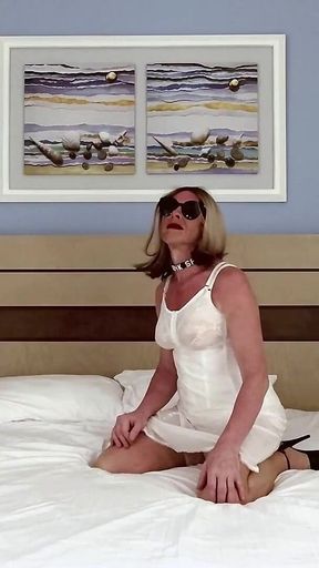 Sissy Slut Michelle Ernandes Fun in Hurghada Hotel on a Business Trip, First Scene