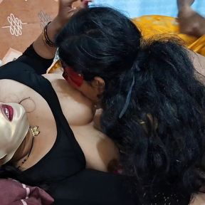 Pooja and Shabita have sex with sextoy