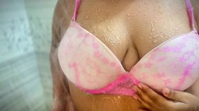 hot muslim egyptian abya & niqab milf girl showering in public toilet & masturbation