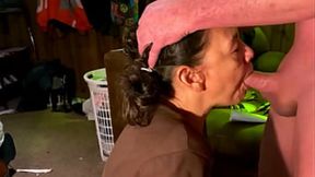 Mature Asian Stepmom Offers Incredible Oral&#x1F61C;