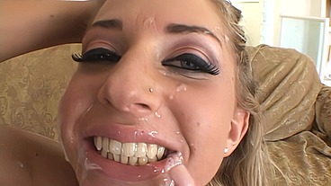 Jezebelle Bond And Harmony Rose Fuck Each Other's Pussies With Dildos