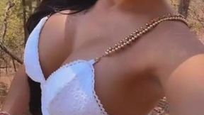 MEXICAN LATINA BIG ASS Girl That Got DEPORTED By I C E