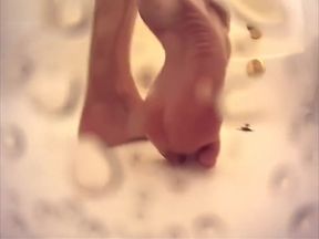 Giantess Shower