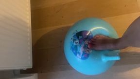 Feet Play with Frozen Hopper Ball