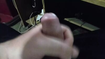 masturbating in the morning this cock wants ass