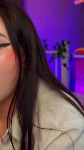 Cute babe gives a deep slobbery blowjob and plays with her wet pussy   Clip 1