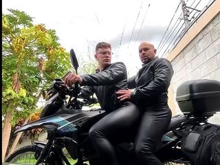 Banging on the bike with massive creampie, in a sexy outdoors