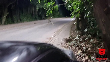 Ela Não Quis Esperar Então Paramos o Carro Para Transar e as Pessoas Olhando - Thai Camargo - Joao O Safado