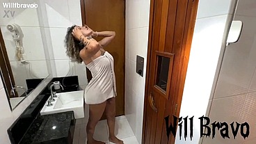 Putaria gostosa, minha amiga trans me comeu gostoso com aquele pauzao e ainda pegamos o câmera man