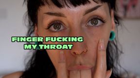 GOTH GIRL FINGER FUCKS THROAT