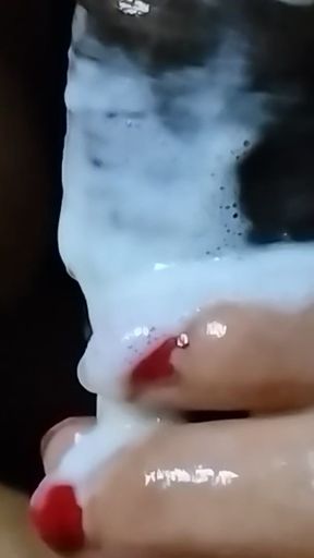Sasur nay bahu ko cream Laga kar land chusa   Clip 3
