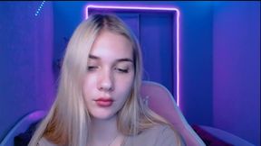 Kitty Myau Private Show