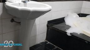 casal sai para curti a lua de mel no motel