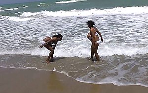 Ebony x 2 having a vacation in the carribean sea
