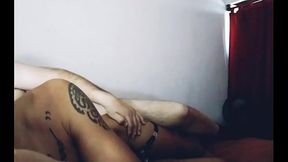 Obrero se escapa de obra en construcci&oacute_n para venir a darme verga y leche.