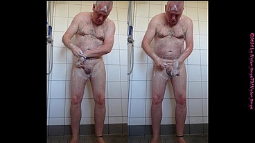 Morgens Allein in der Dusche