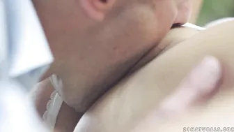 Jenny Glam’s Intense Floor Sex and Raw Blowjob – 21 Naturals Exclusive