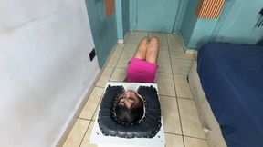 Rosalia Peach's monstrous ass farting in the box and on the malnourished slave - Full Clip