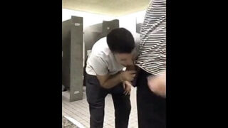 Compilação: filme de garotos de programa gays amadores sendo fodidos sem camisinha