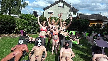 NEIGHBORHOOD-SLUTS – Outdoor Bareback Gangbang