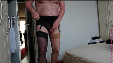 Welche Farbe der Nylons für das Kleid