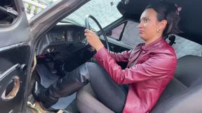 Dalilah and the sputtering Fiat 147