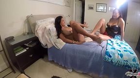 Fisted &amp_ Footed! Sexy Nyssa Nevers Masturbates Maxine'_s Asian Cunt!