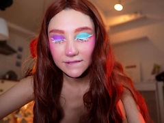 Lovely Amateur teen brunette masturbating outdoor