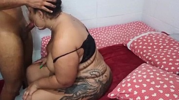 Fazendo bbw engasgar no pau