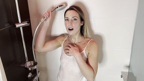 je me doigte sous la douche jusqu a l orgasme