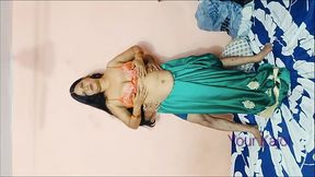 भाभी ने गिल्ली डंडा खेलना सिखाया