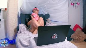 nerd becomes a sex horny vampire with a magic potion