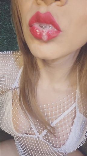Play Tongue in Your Body