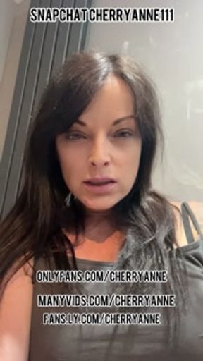 British Milf Smoking Worship
