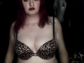 Wench exposes hirsute vagina amateur lewd pornstar