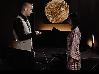 Lalin girl with BIGGEST Bazookas Freeze Screwed by Hotel Staff - Time Stop Porn