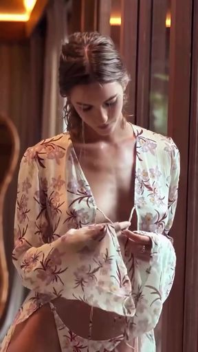 Aussie teen shows off her cute boobs and brunette hair