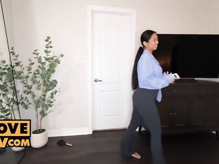 Girlfriend Hayley’s Big Tits & Huge Booty Drive Me Wild All Day