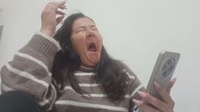 I yawn while I study