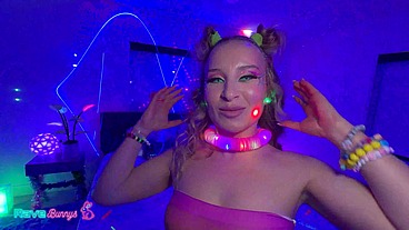 Alexandra Quintezz Came For The Set And Left With A Thick Creampie!
