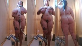 viens prendre une douche avec moi