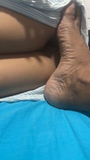feet massage
