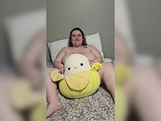 Playing with my cute vagina