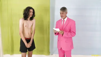 Skinny twink strips for mature dilf in amateur reality scene