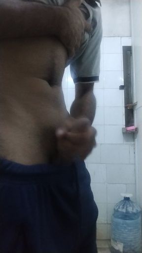 The video of one whose self is too big is working dirty