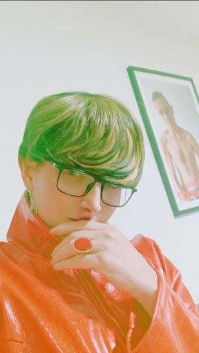 A very provocative new jacket that your star rafou1227 put on Today