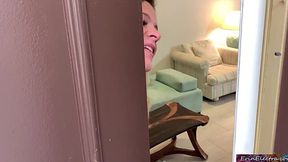 Amateur with a Big Ass Takes Doggystyle and a Facial in Homemade Sex Tape
