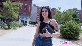 Paola White takes the MONSTERCOCK dare: Welcome to porn, babe!